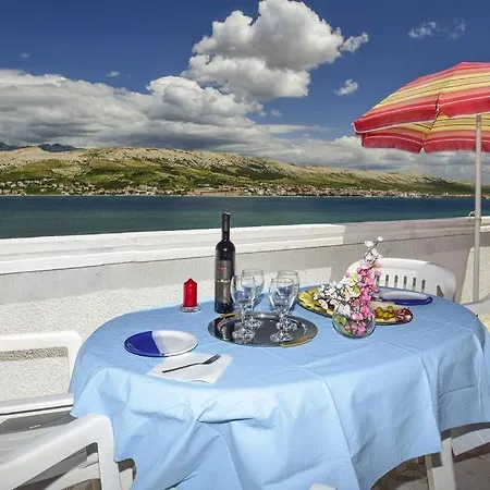 Apartment First Row To The Sea Azra Pag Town