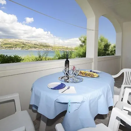 Apartment First Row To The Sea Azra Pag Town
