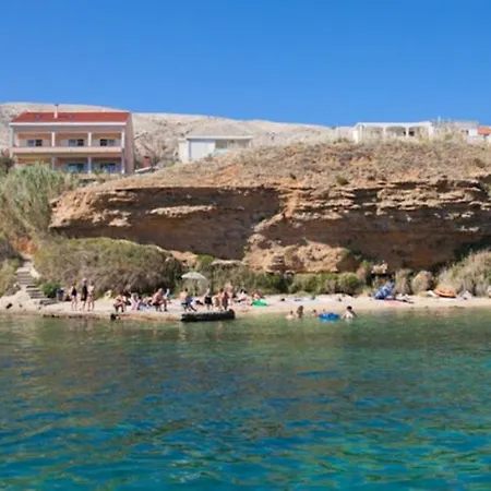 Azra - Seafront Pag Апартаменты