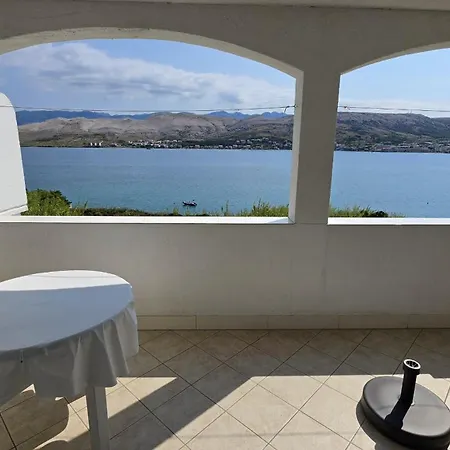 公寓 Azra - Seafront Pag