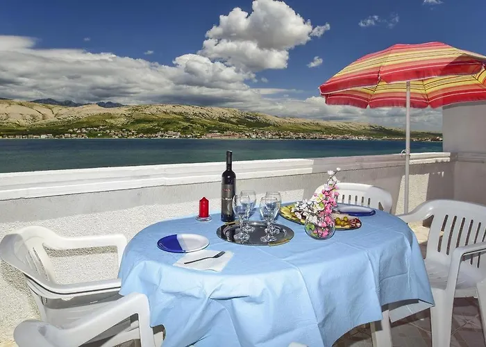 Appartamento First Row To The Sea Azra Pag Town
